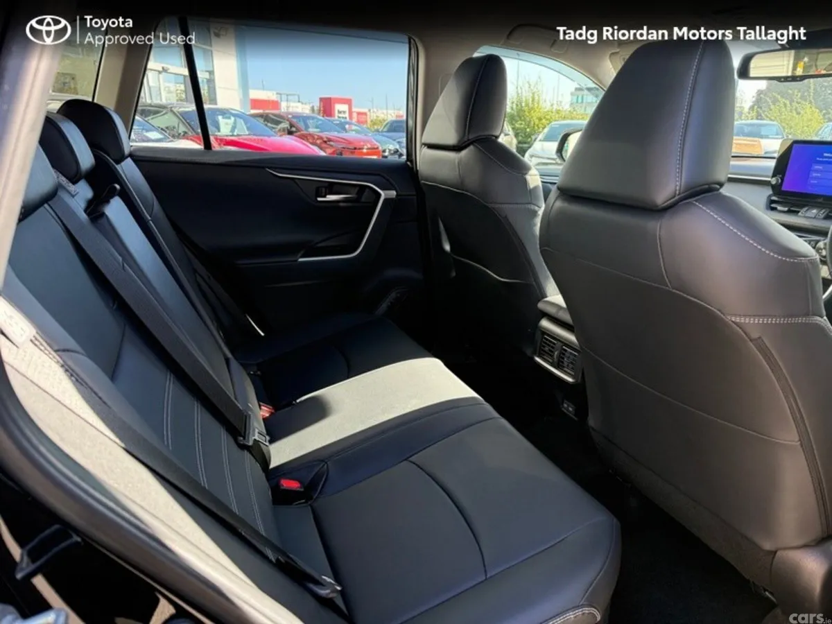 Toyota RAV4 SUV, Petrol Hybrid, 2025, Black