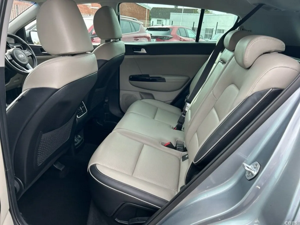 Kia Sportage MPV, Diesel, 2019, Grey