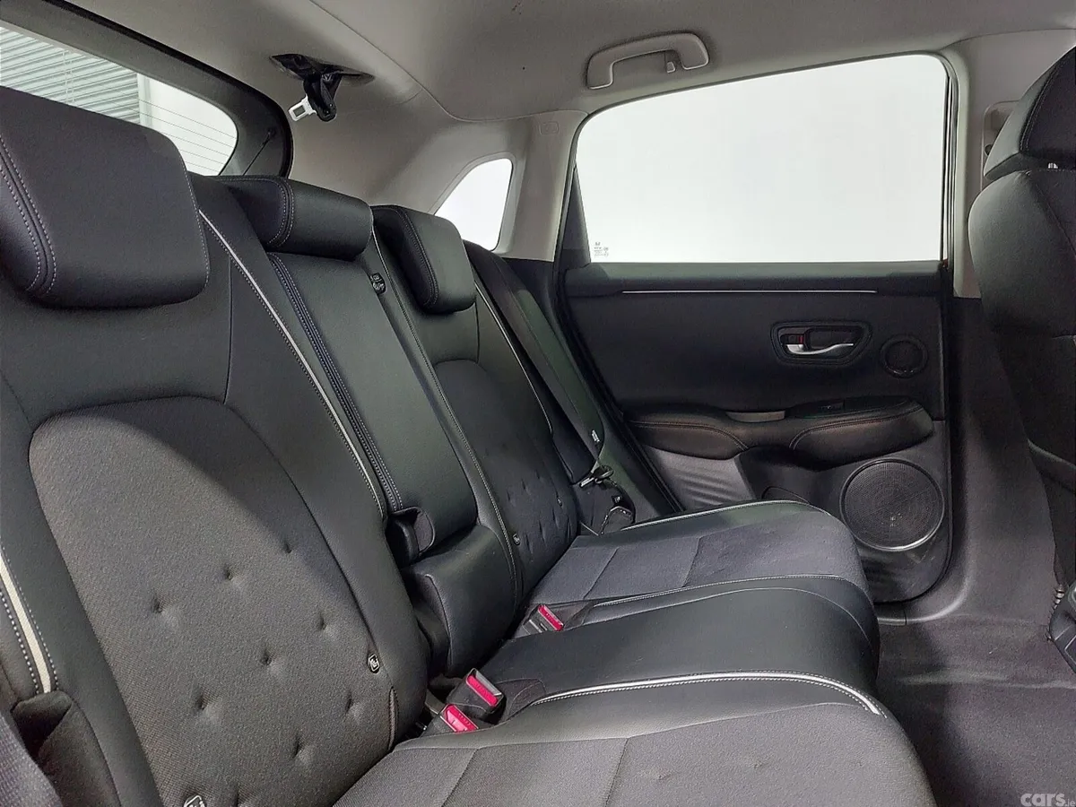 Honda ZR-V Estate, Petrol Hybrid, 2024, Red