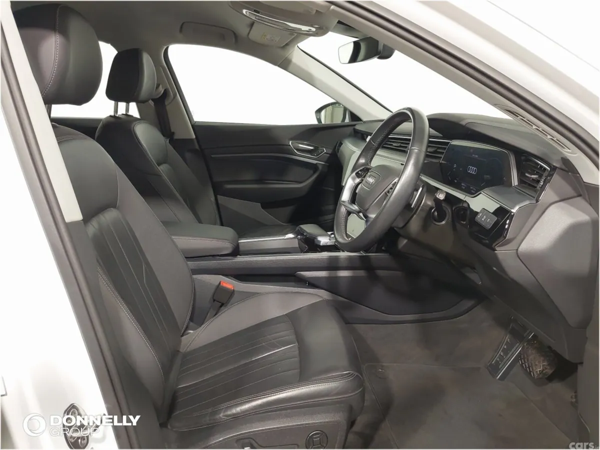 Audi Q8 SUV, Electric, 2023, White