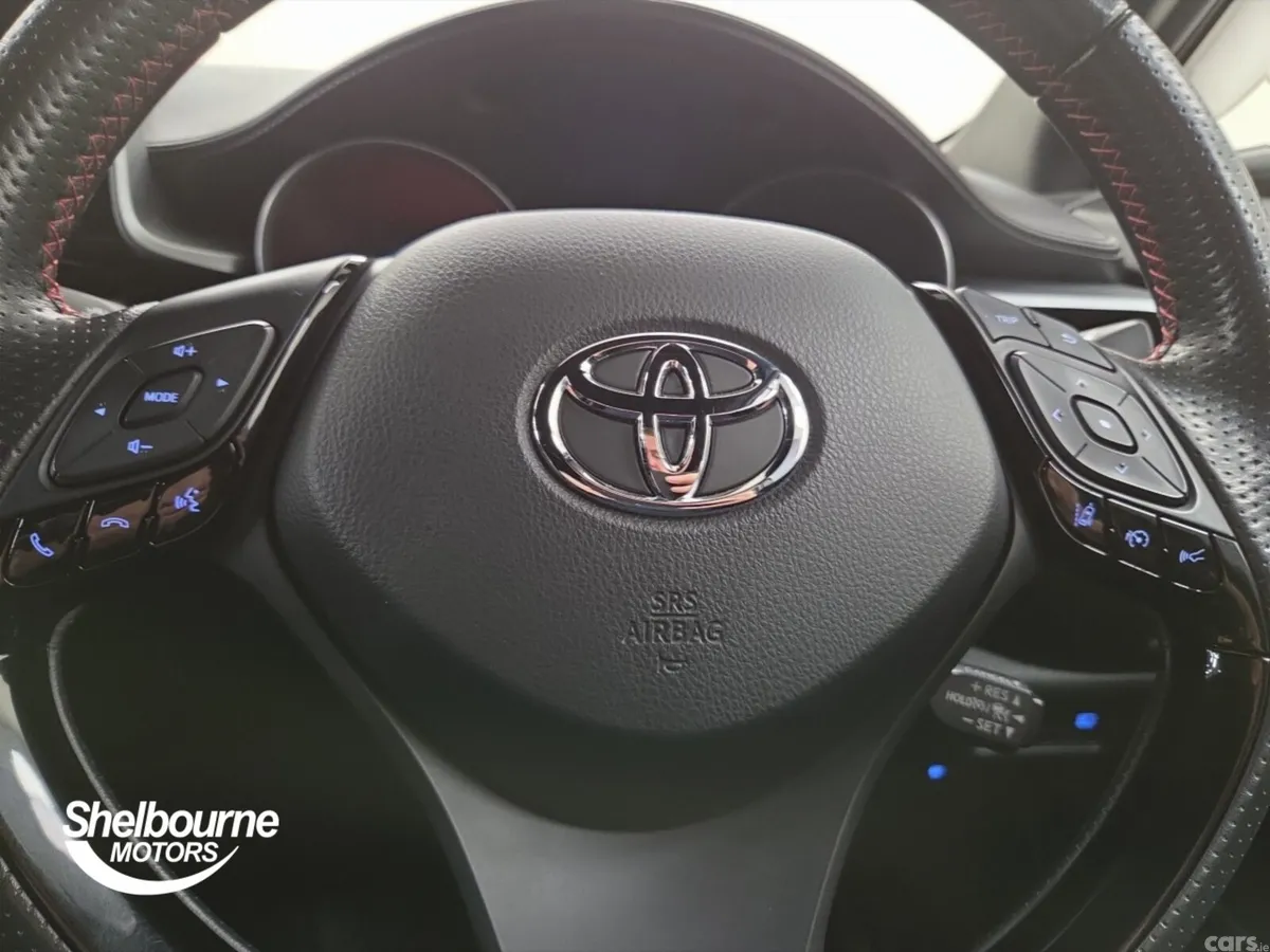 Toyota C-HR Hatchback, Petrol Hybrid, 2023, White