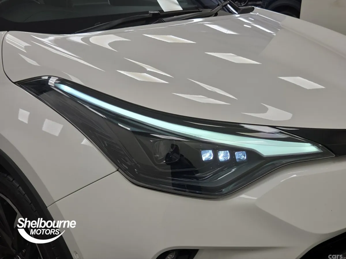 Toyota C-HR Hatchback, Petrol Hybrid, 2023, White