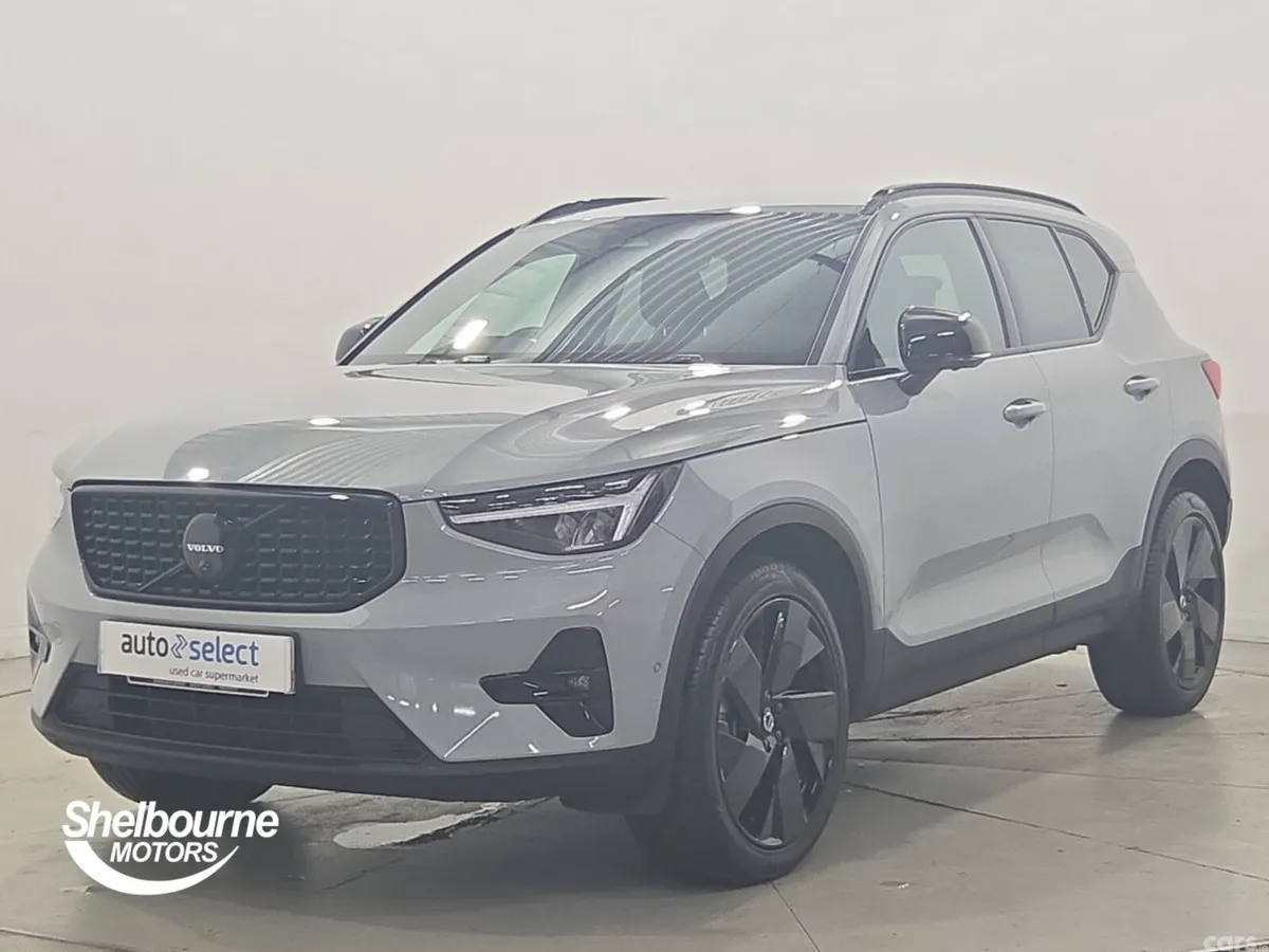 Volvo XC40 SUV, Petrol, 2025, Grey