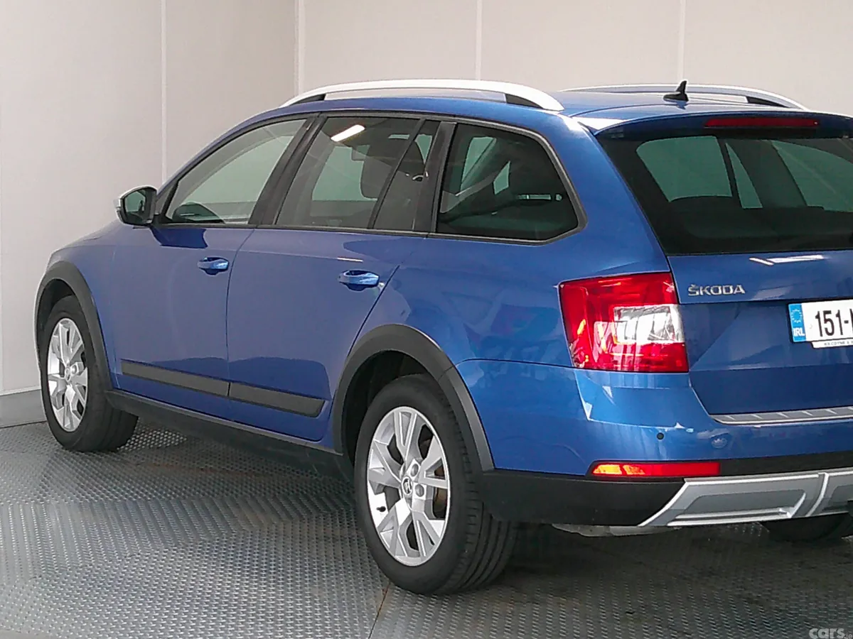 Skoda Octavia Estate, Diesel, 2015, Blue