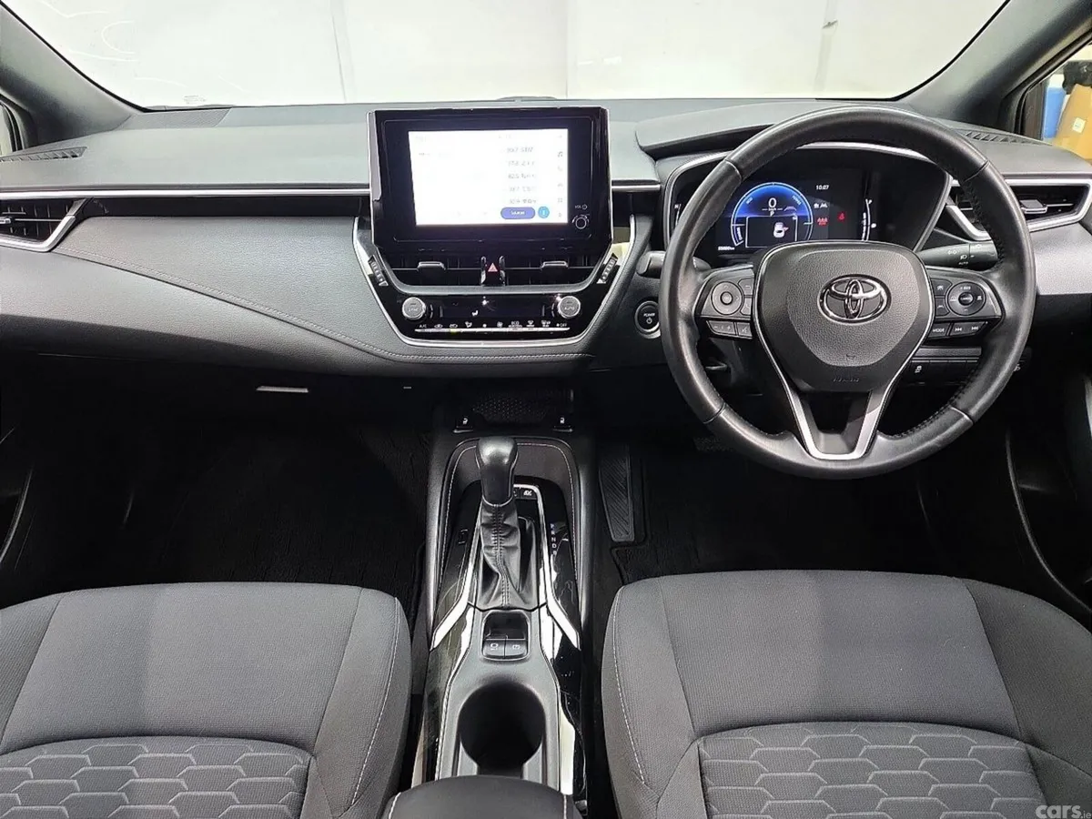 Toyota Corolla Hatchback, Petrol Hybrid, 2023, Grey