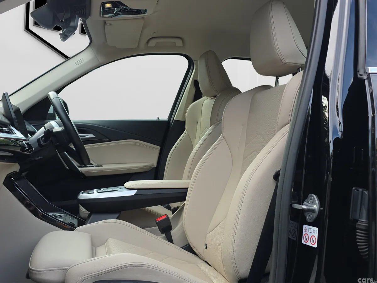 BMW X1 SUV, Petrol Plug-in Hybrid, 2023, Black