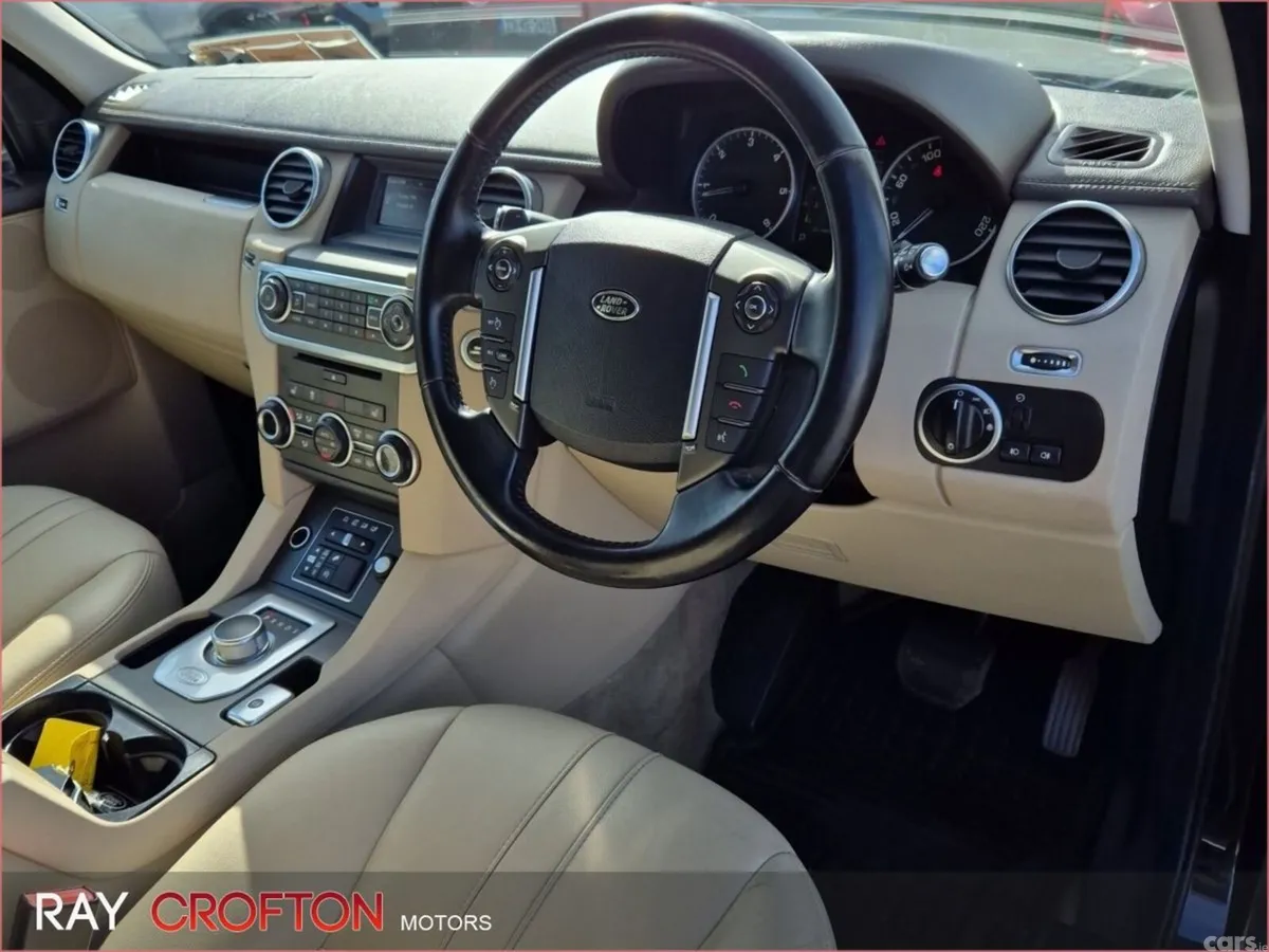 Land Rover Discovery SUV, Diesel, 2014, Black