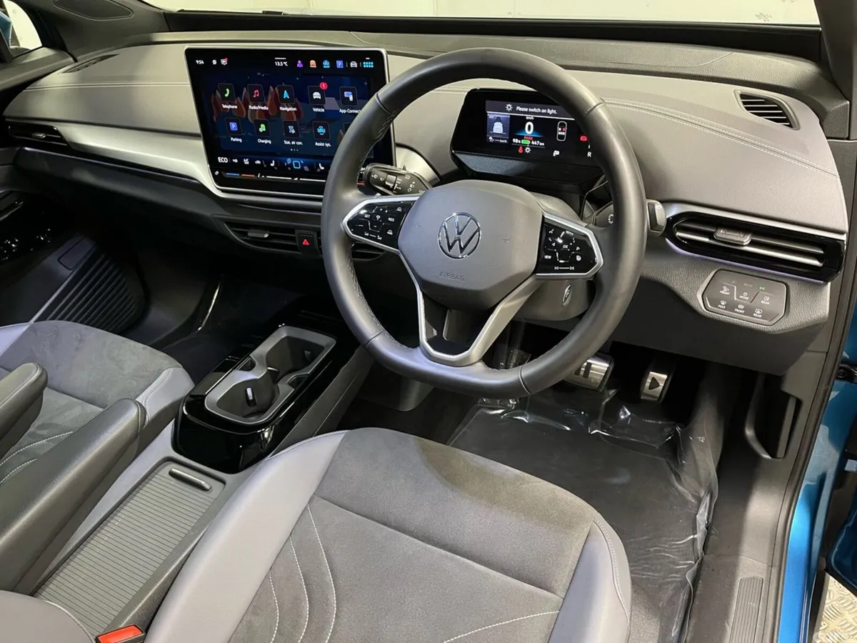 Volkswagen ID.4 SUV, Electric, 2025, Blue