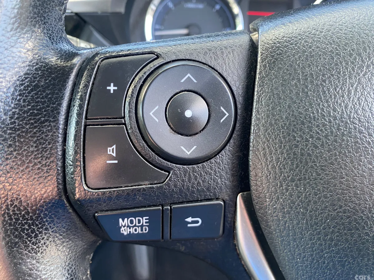Toyota Corolla Saloon, Diesel, 2016, Beige