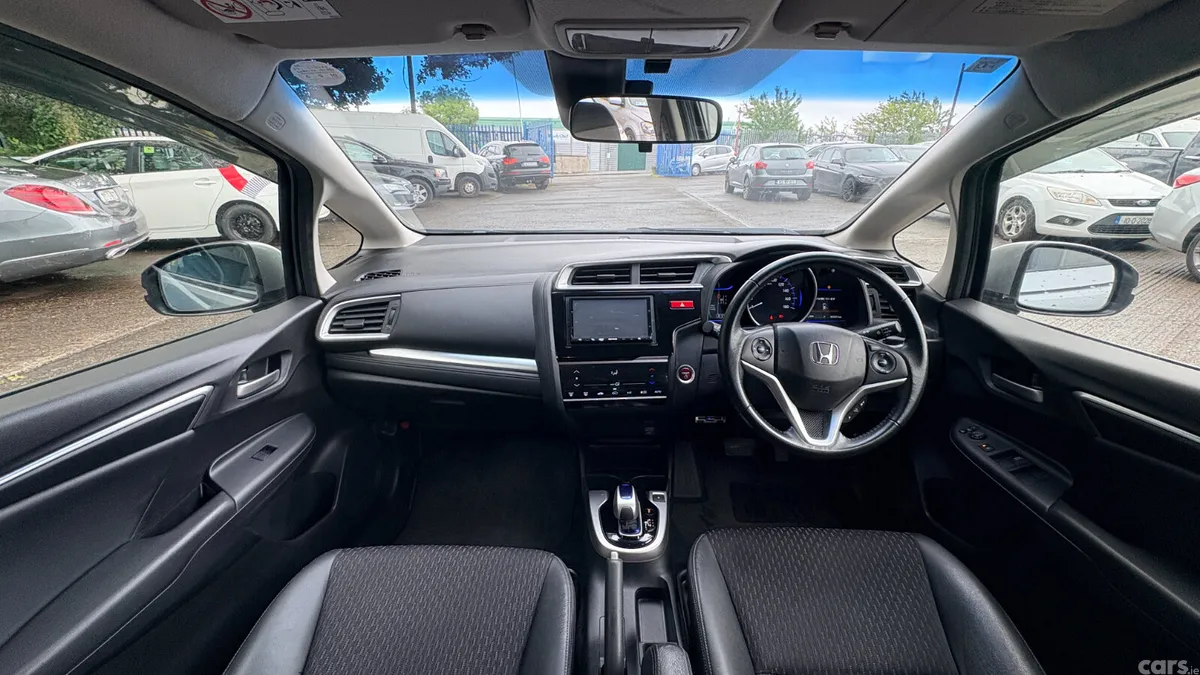 Honda Fit Hatchback, Petrol Hybrid, 2014, Silver