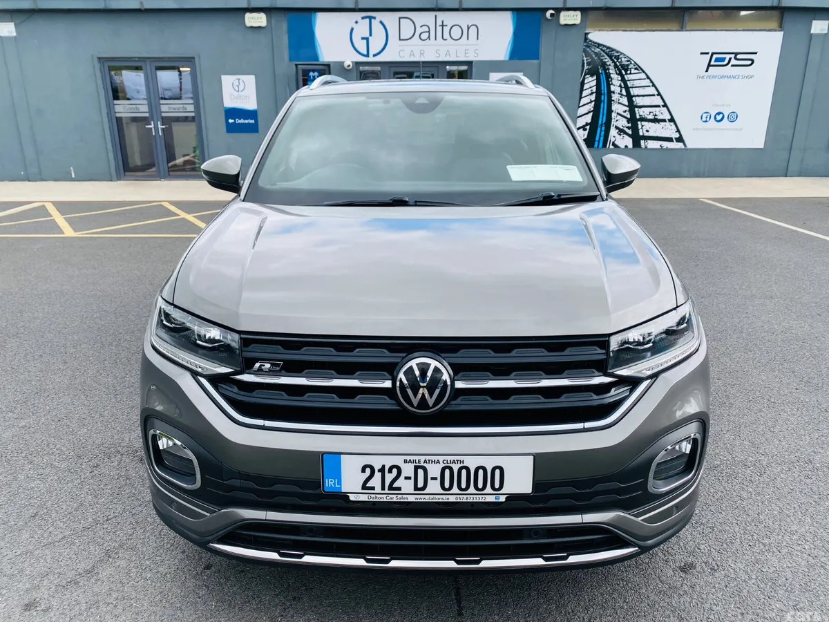 Volkswagen T-Cross Hatchback, Petrol, 2021, Grey
