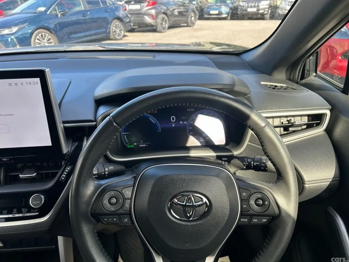 Toyota Corolla Cross Hatchback, Petrol Hybrid, 2023, Black
