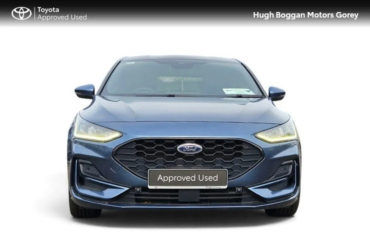 Ford Focus Hatchback, Petrol, 2022, Blue