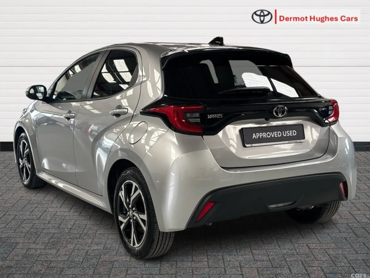 Toyota Yaris Hatchback, Petrol Hybrid, 2026, Grey