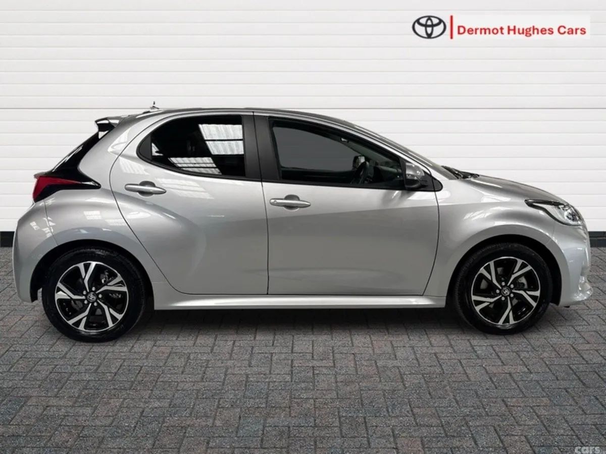 Toyota Yaris Hatchback, Petrol Hybrid, 2026, Grey