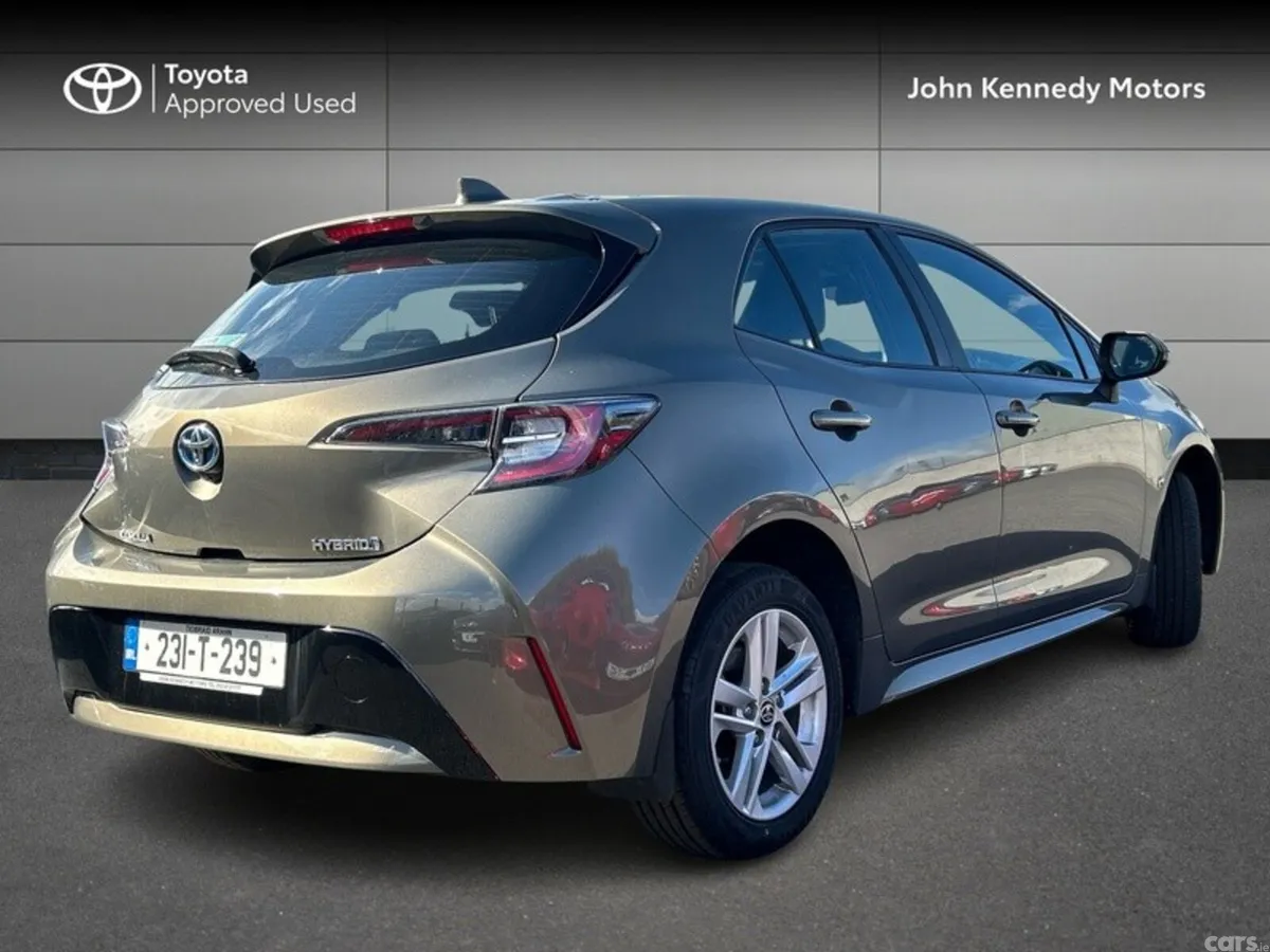 Toyota Corolla Hatchback, Petrol Hybrid, 2023, Green