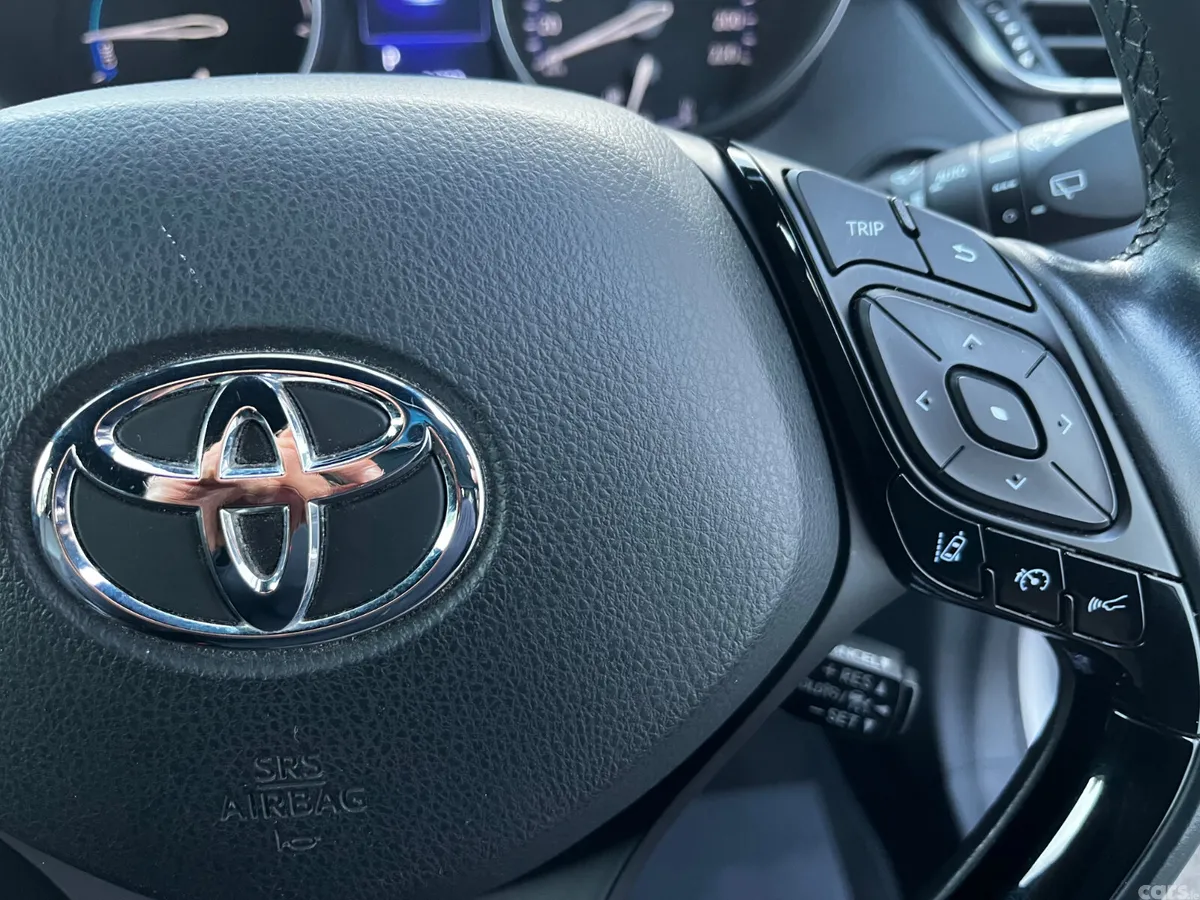Toyota C-HR SUV, Petrol Hybrid, 2018, Grey
