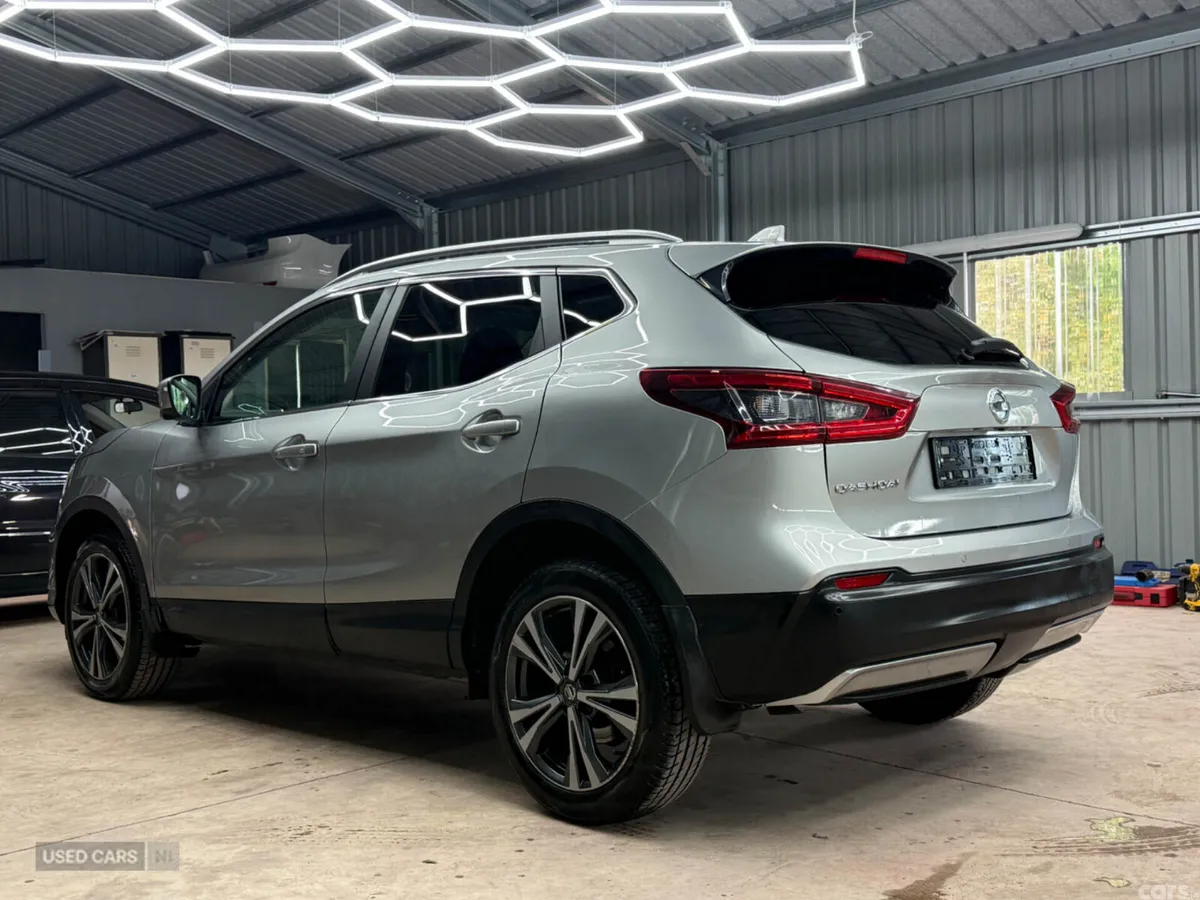Nissan Qashqai SUV, Diesel, 2019, Silver