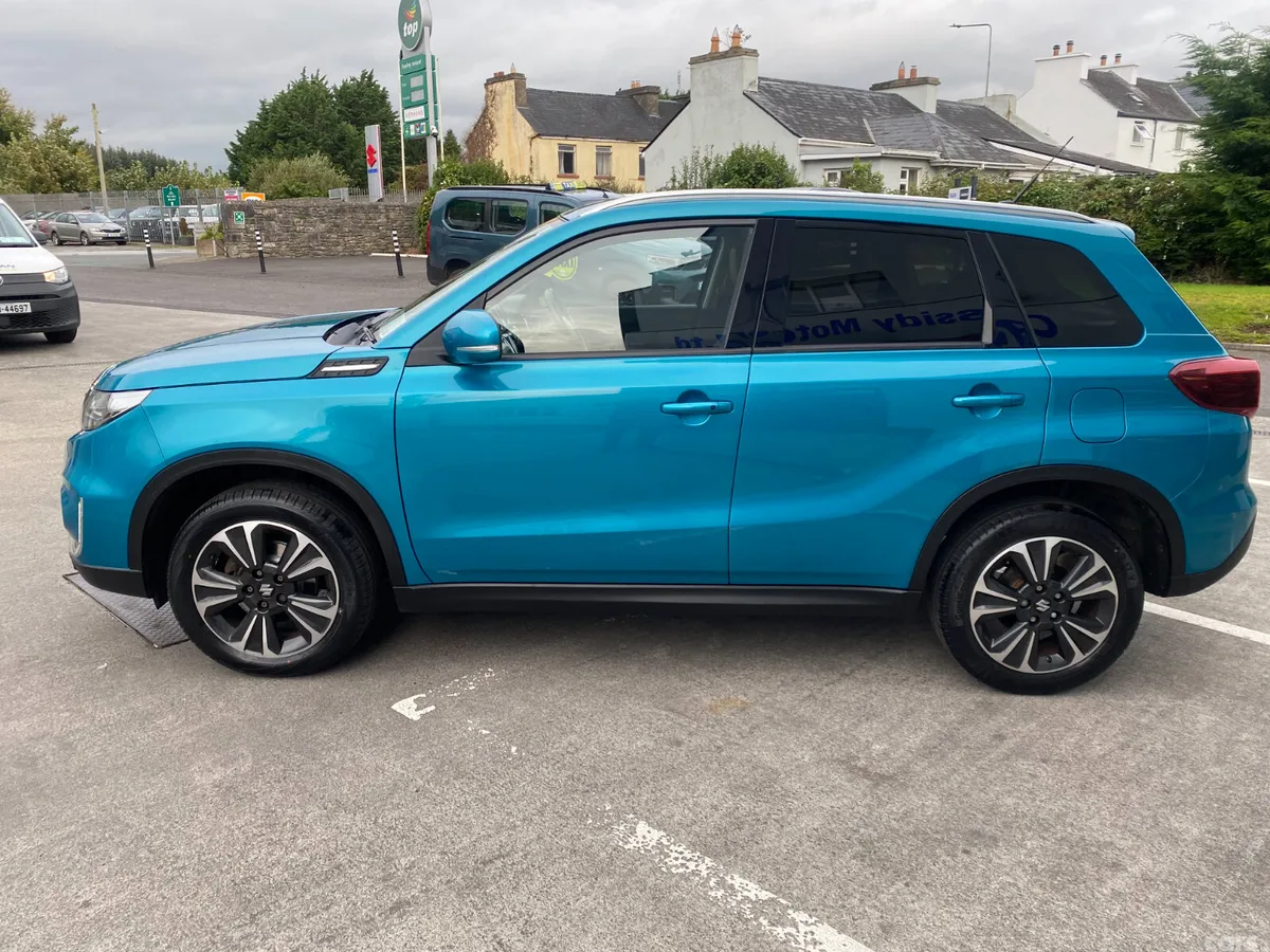 Suzuki Vitara SUV, Petrol Hybrid, 2021, Blue