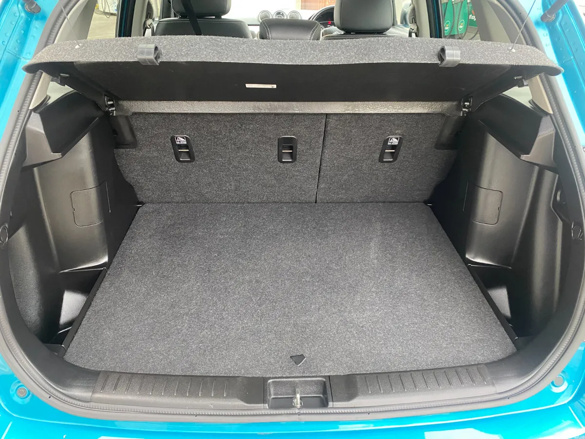Suzuki Vitara SUV, Petrol Hybrid, 2021, Blue