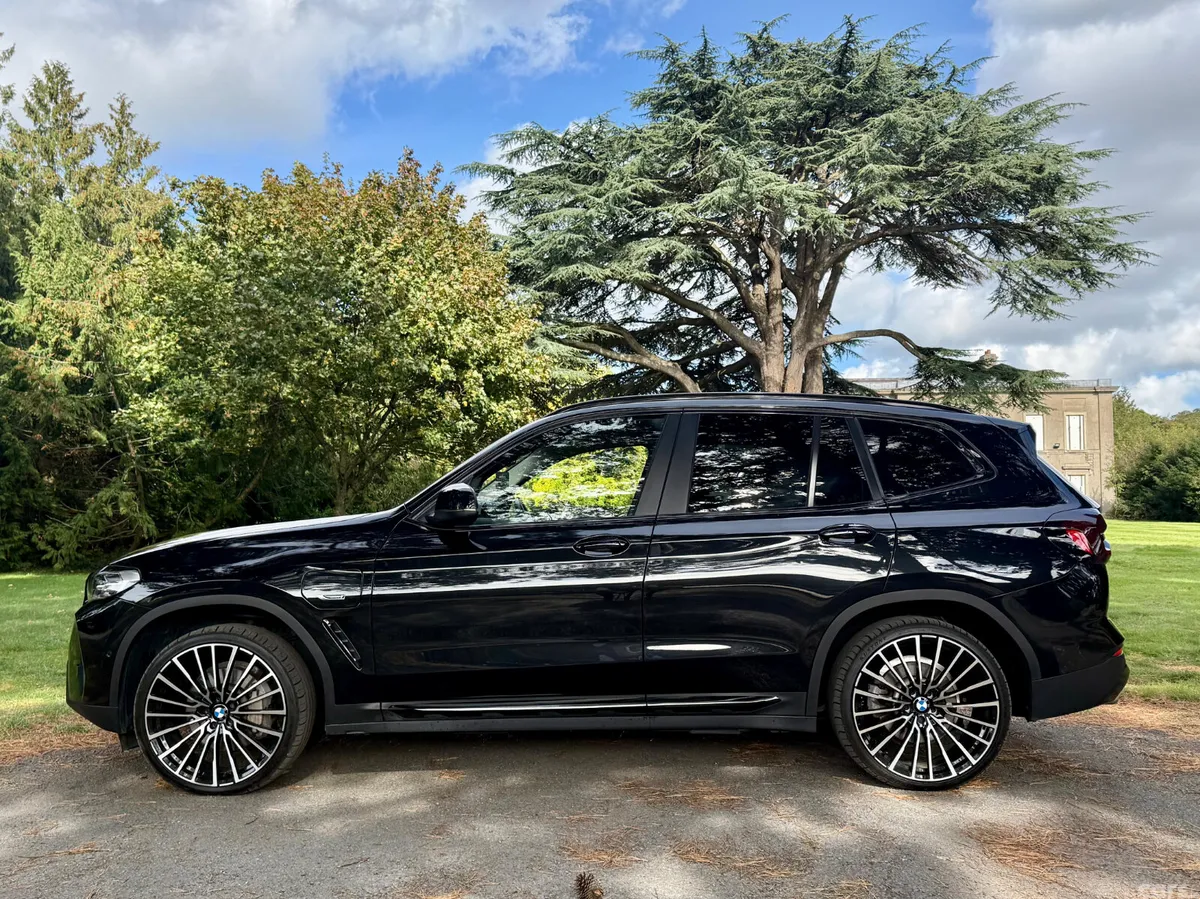 BMW X3 SUV, Petrol Hybrid, 2022, Black