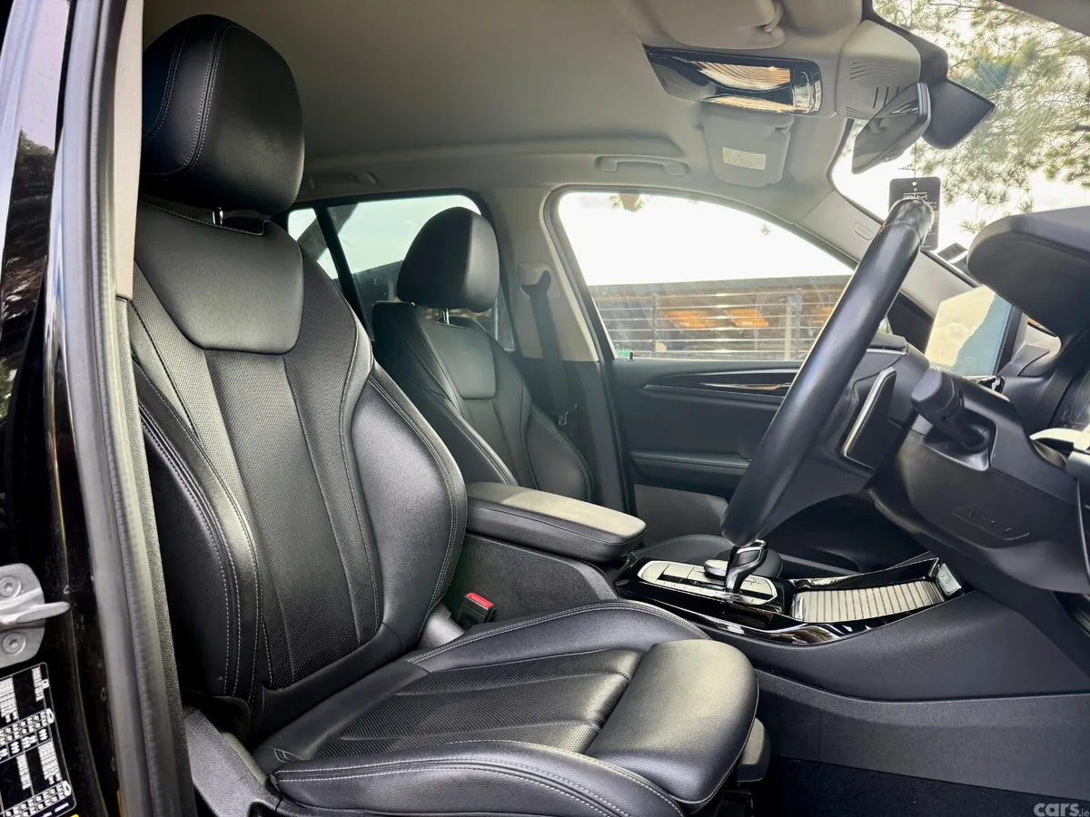 BMW X3 SUV, Petrol Hybrid, 2022, Black