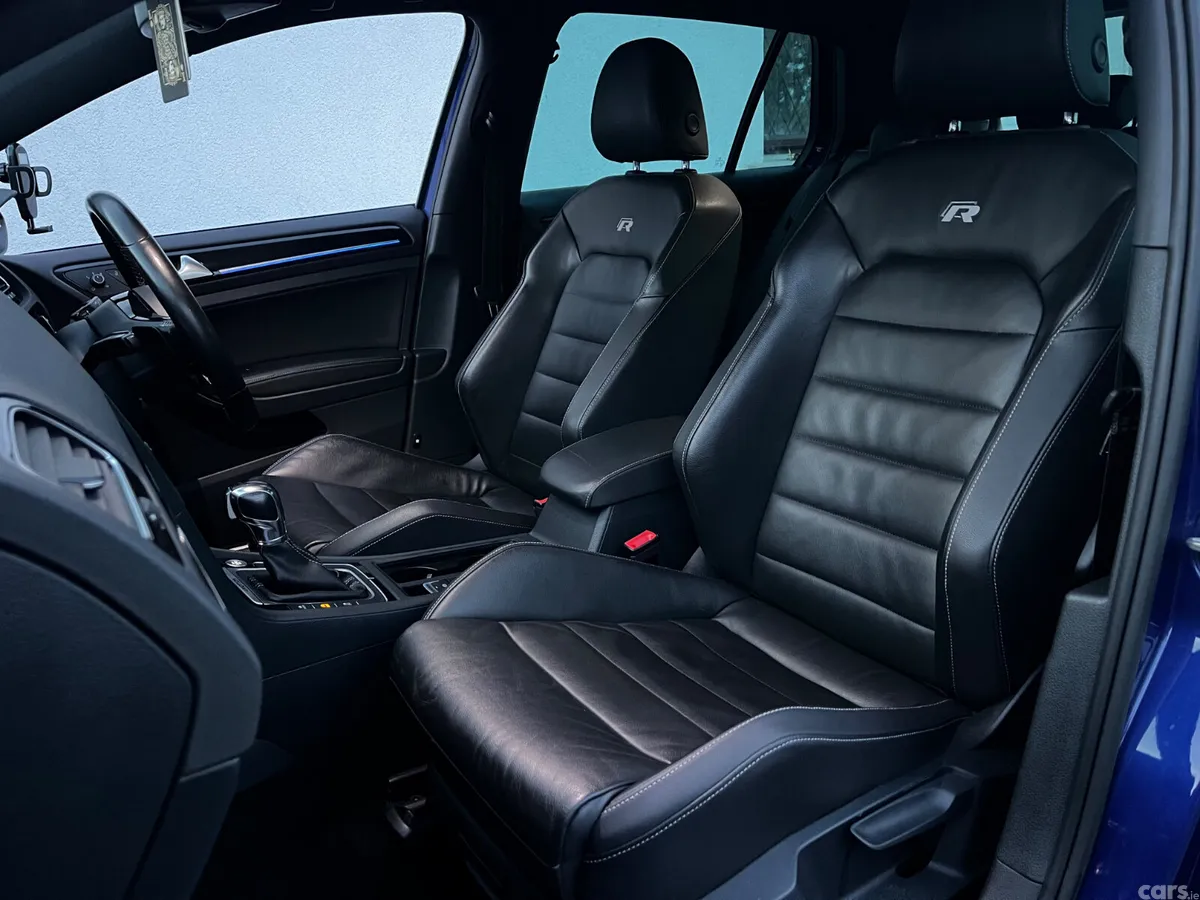 Volkswagen Golf Hatchback, Petrol, 2015, Blue