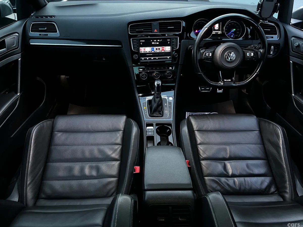 Volkswagen Golf Hatchback, Petrol, 2015, Blue
