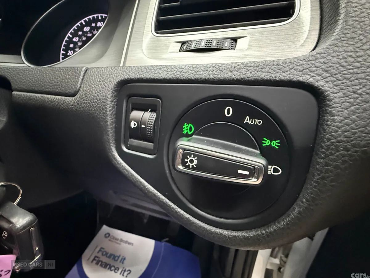 Volkswagen Golf Hatchback, Diesel, 2017, White