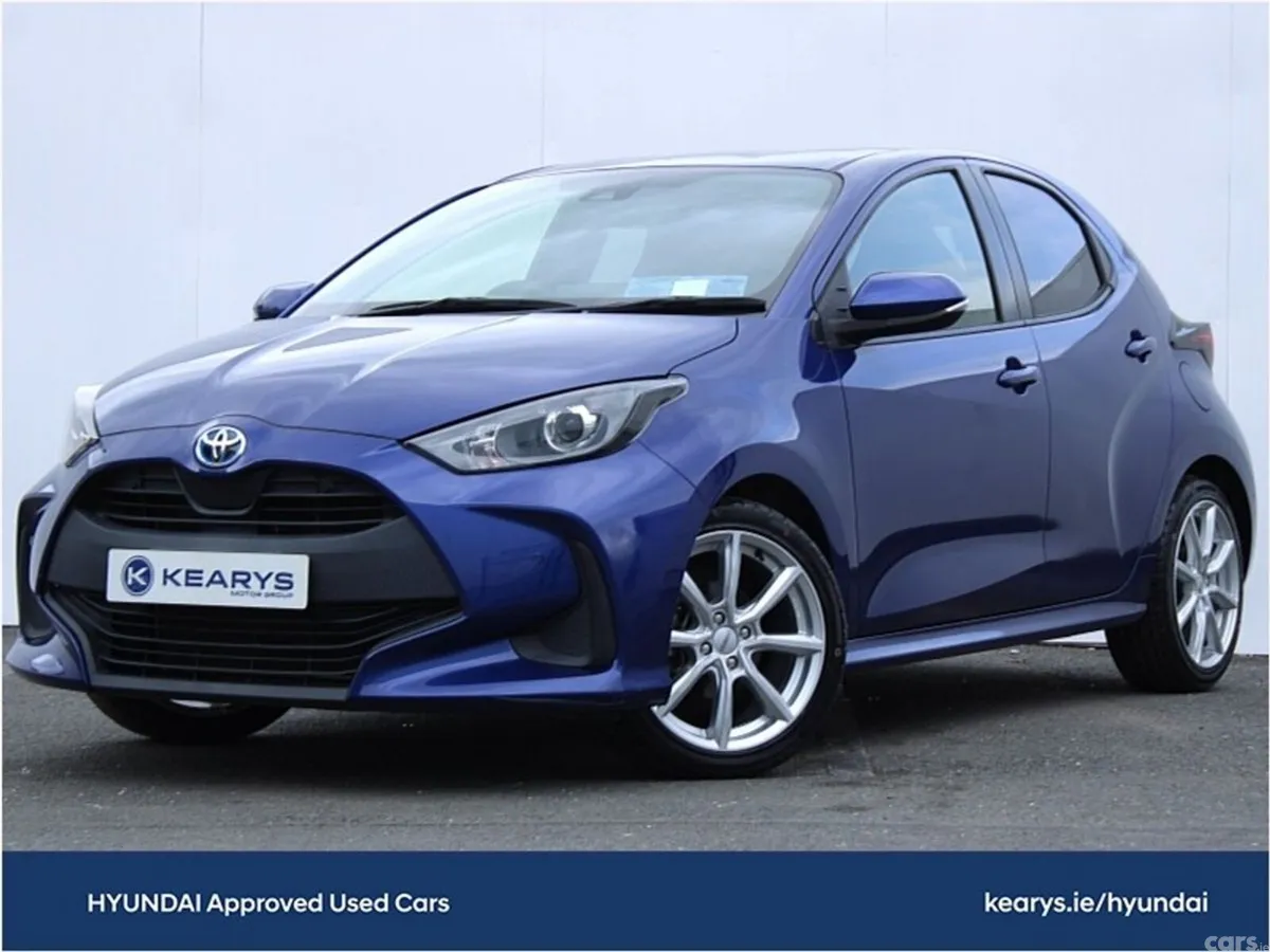 Toyota Yaris Hatchback, Petrol Hybrid, 2021, Blue