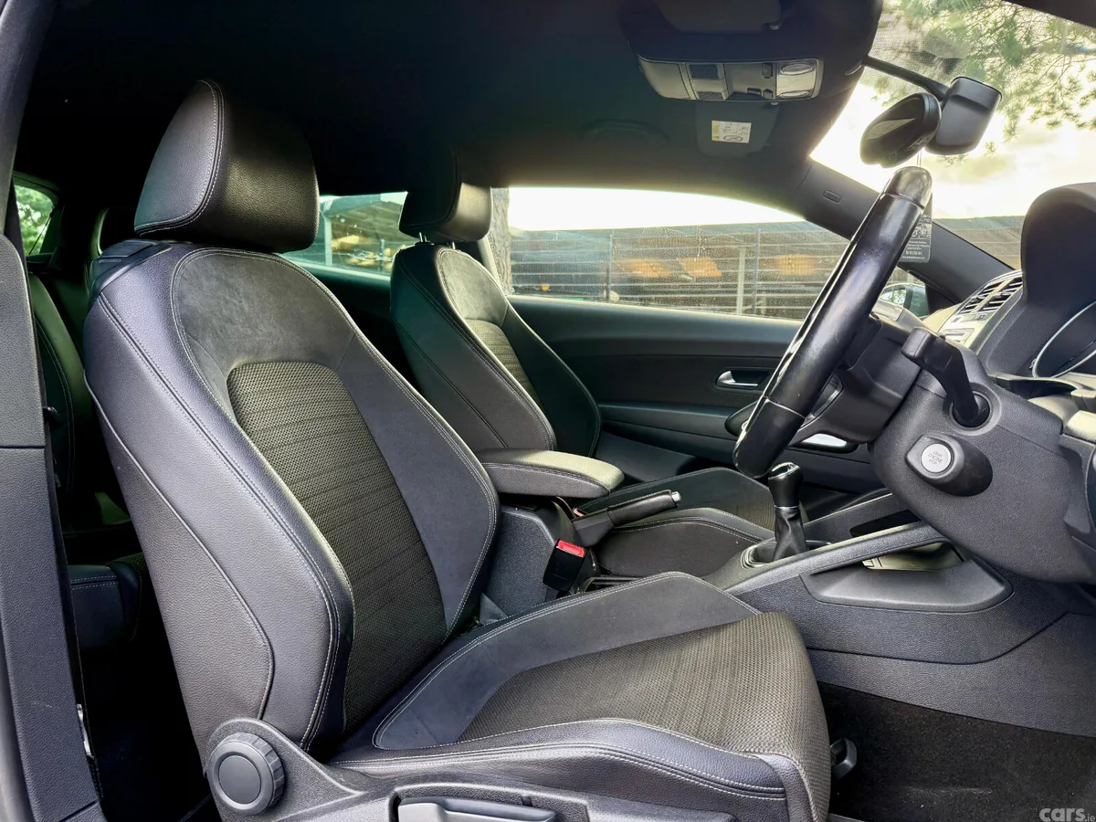 Volkswagen Scirocco Coupe, Diesel, 2016, Grey