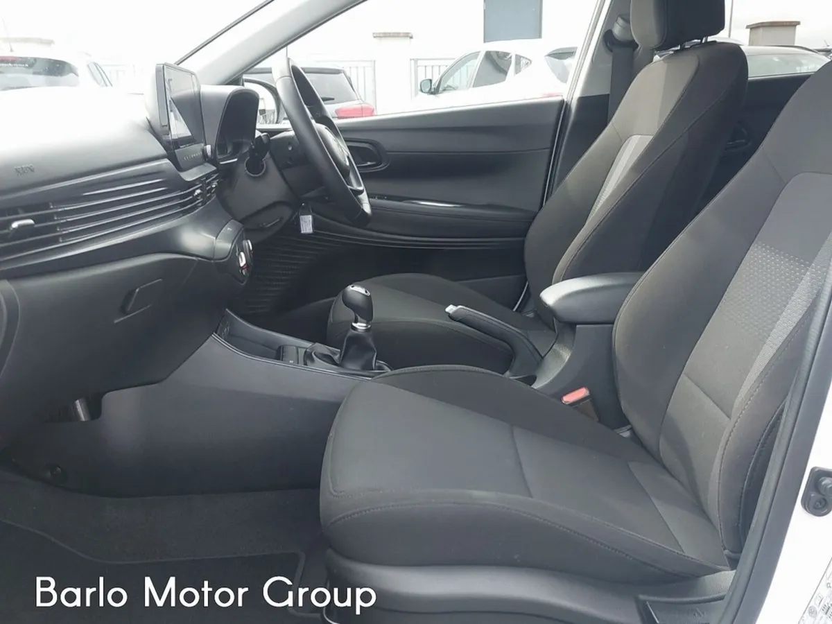 Hyundai i20 Hatchback, Petrol, 2026, White