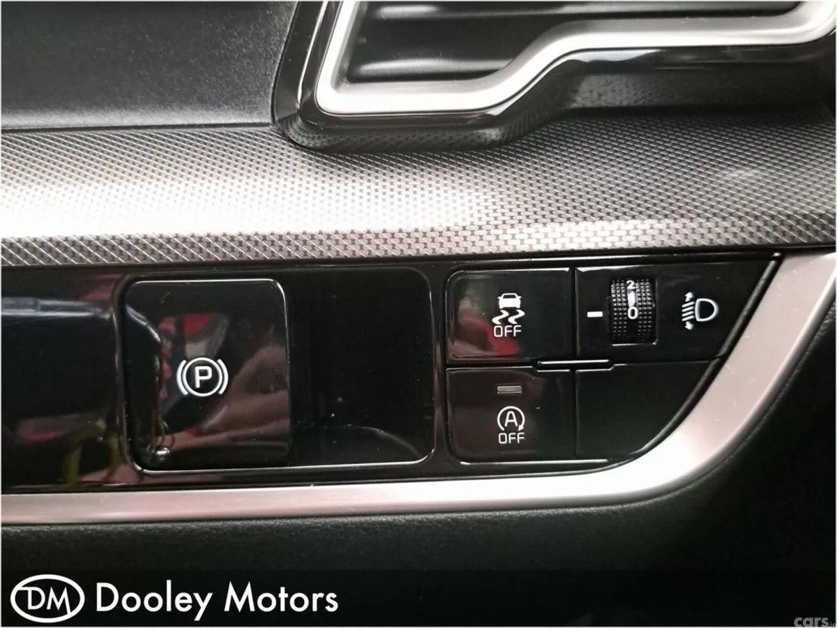 Kia Sportage SUV, Diesel Hybrid, 2023, Red