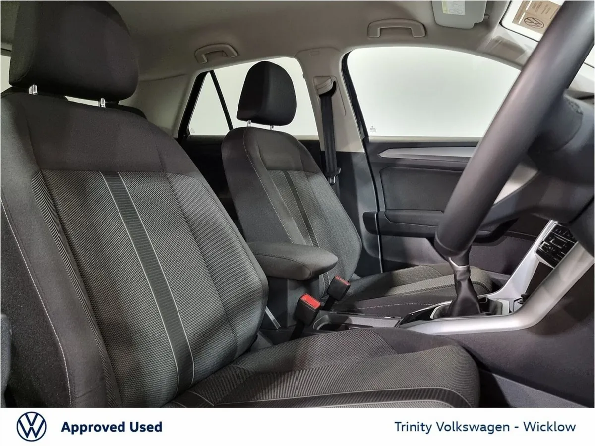 Volkswagen T-Roc SUV, Petrol, 2026, Black