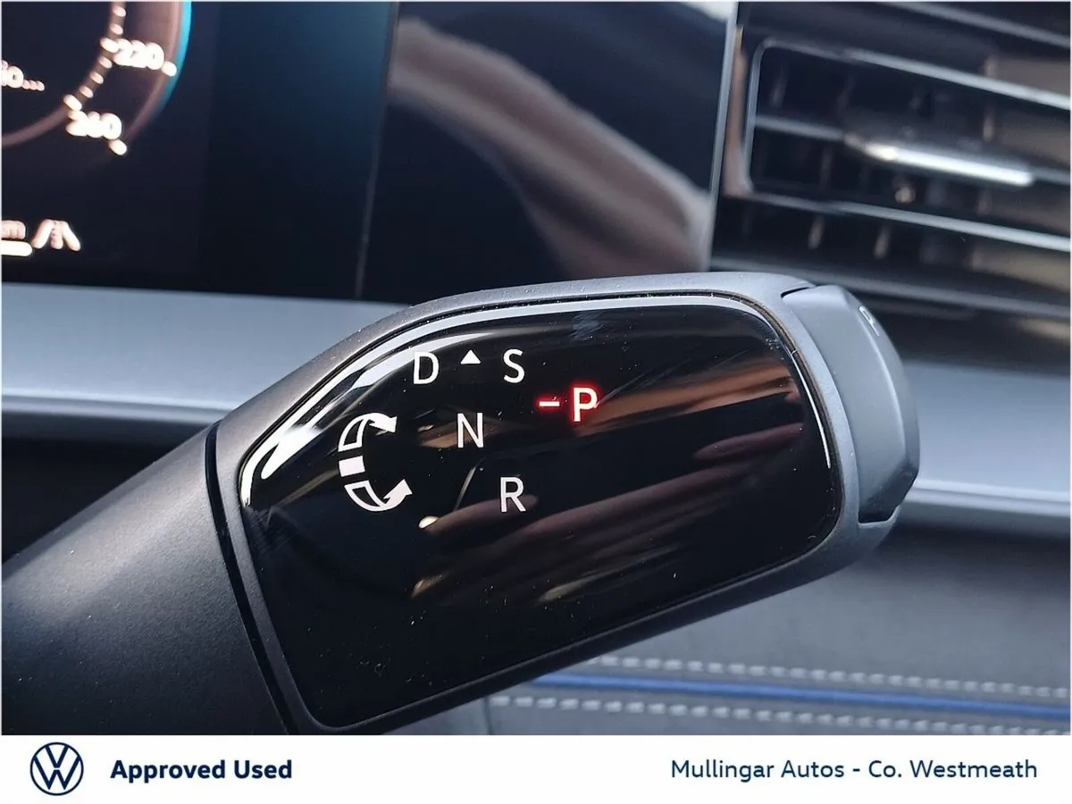 Volkswagen Tayron SUV, Petrol Plug-in Hybrid, 2026, Black