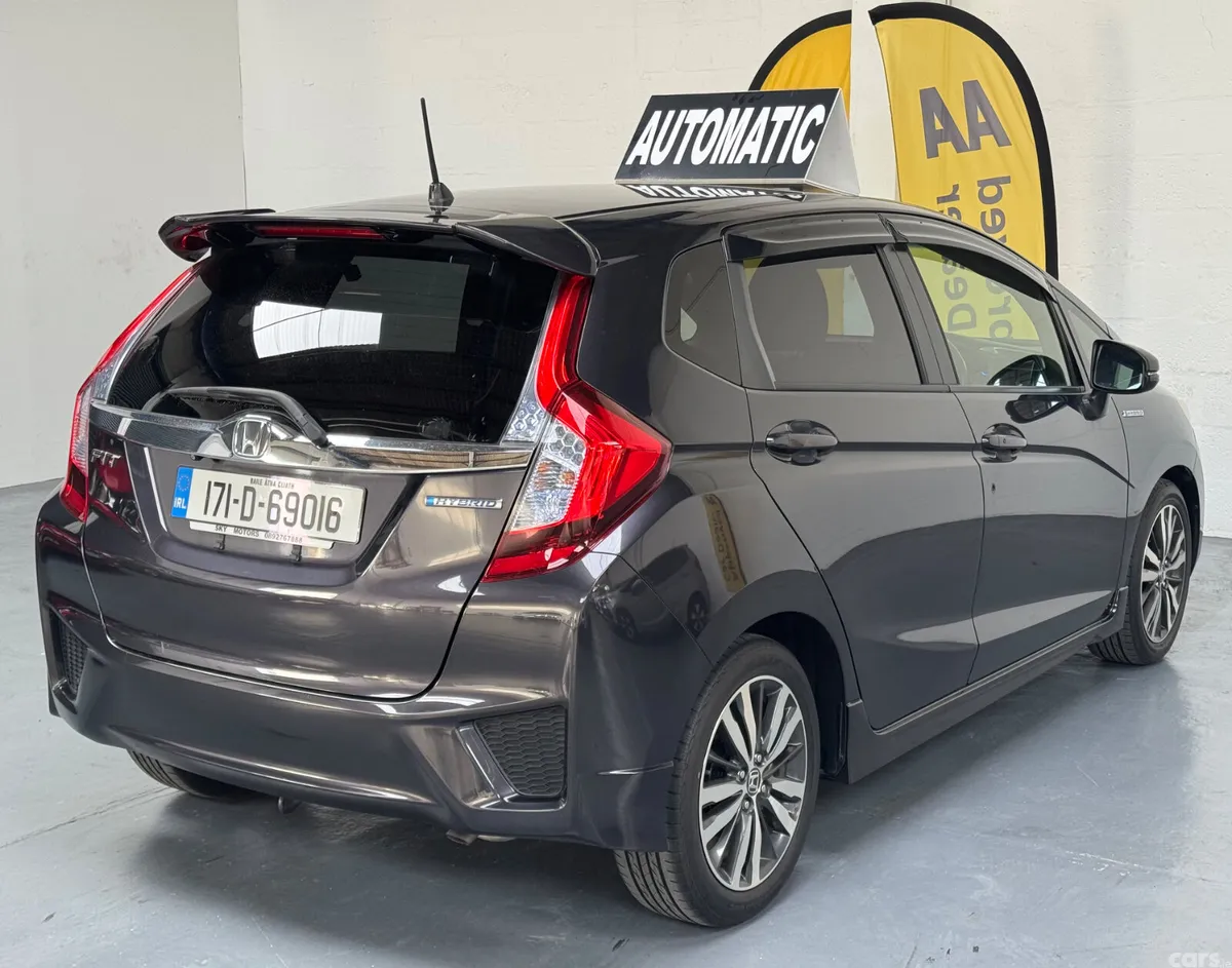 Honda Fit Hatchback, Petrol Hybrid, 2017, Grey