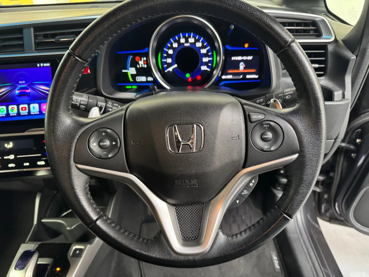 Honda Fit Hatchback, Petrol Hybrid, 2017, Grey