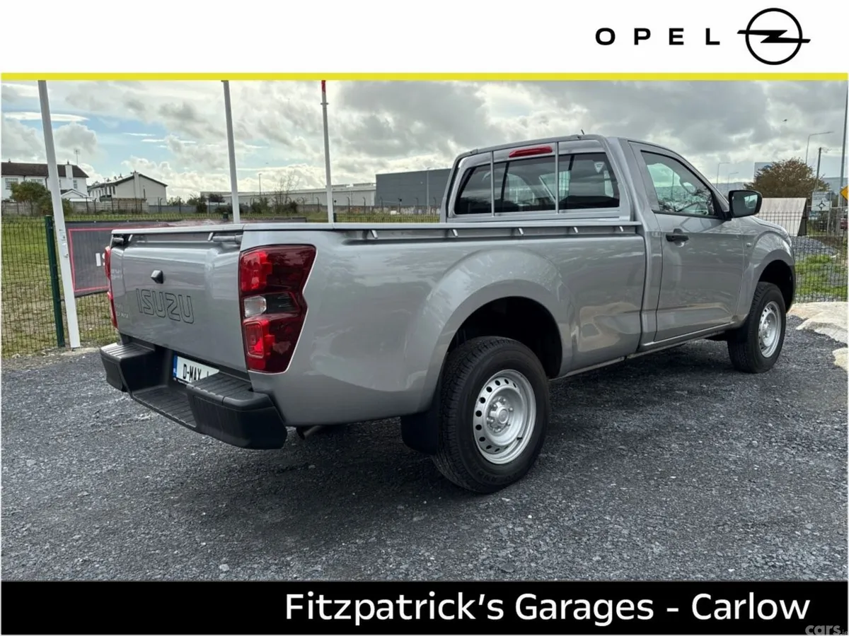 Isuzu D-Max Pick Up, Diesel, 2027, Grey