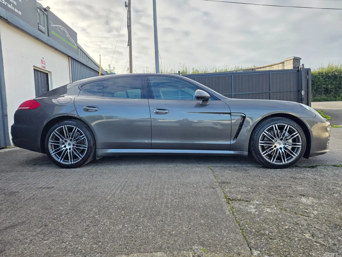 Porsche Panamera Hatchback, Diesel, 2016, Grey