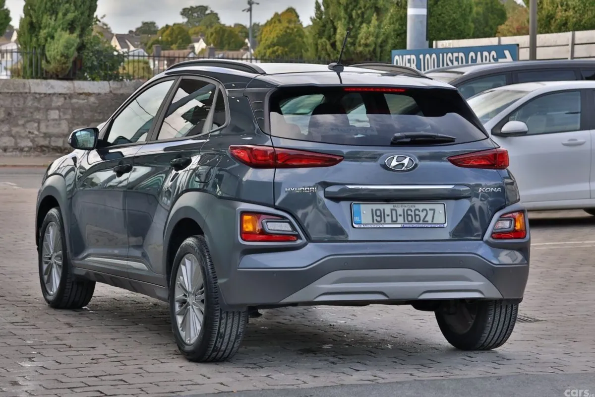 Hyundai KONA MPV, Petrol, 2019, Grey