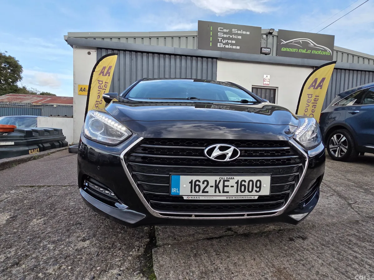 Hyundai i40 Saloon, Diesel, 2016, Black