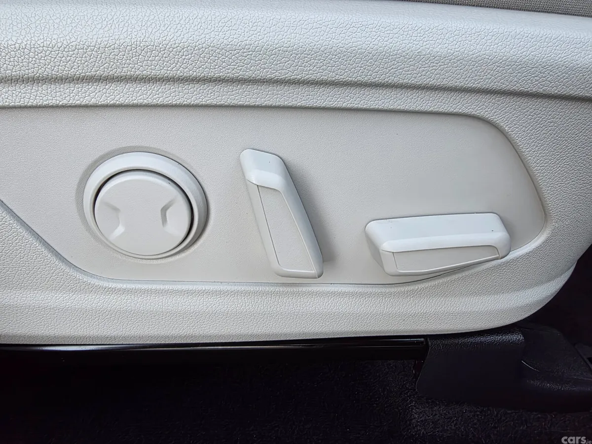 Kia Sorento SUV, Petrol Plug-in Hybrid, 2023, Blue