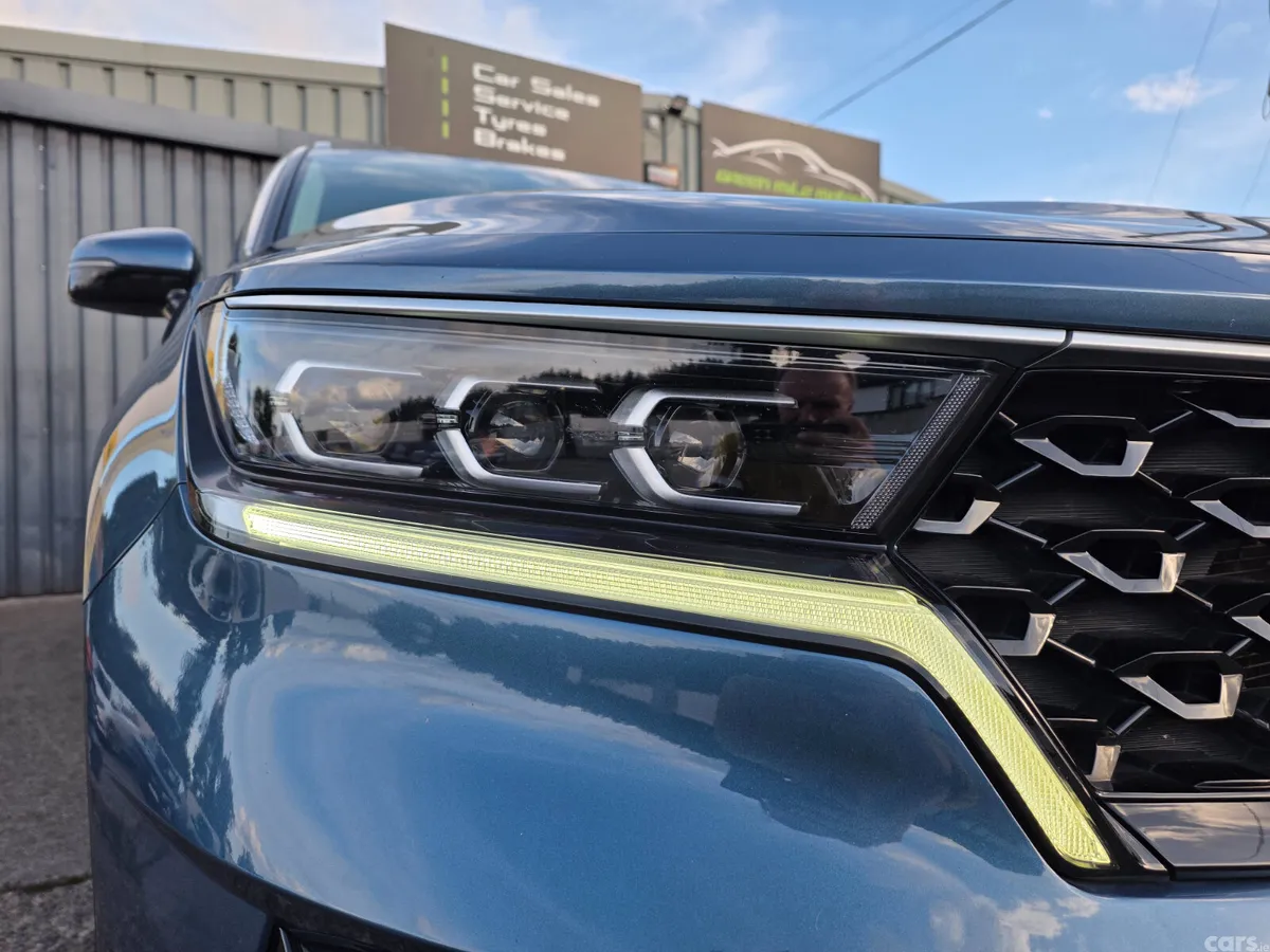 Kia Sorento SUV, Petrol Plug-in Hybrid, 2023, Blue