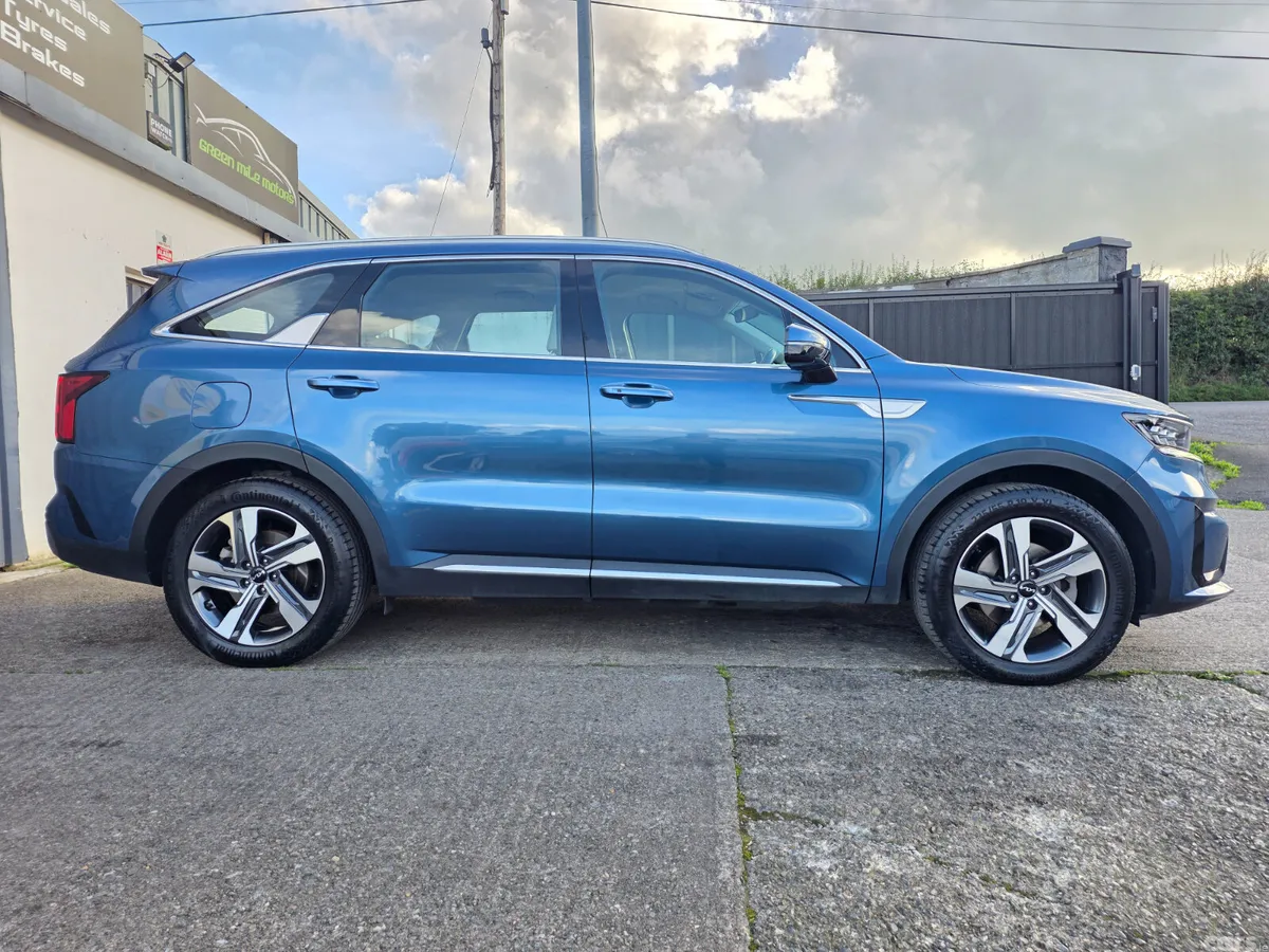 Kia Sorento SUV, Petrol Plug-in Hybrid, 2023, Blue