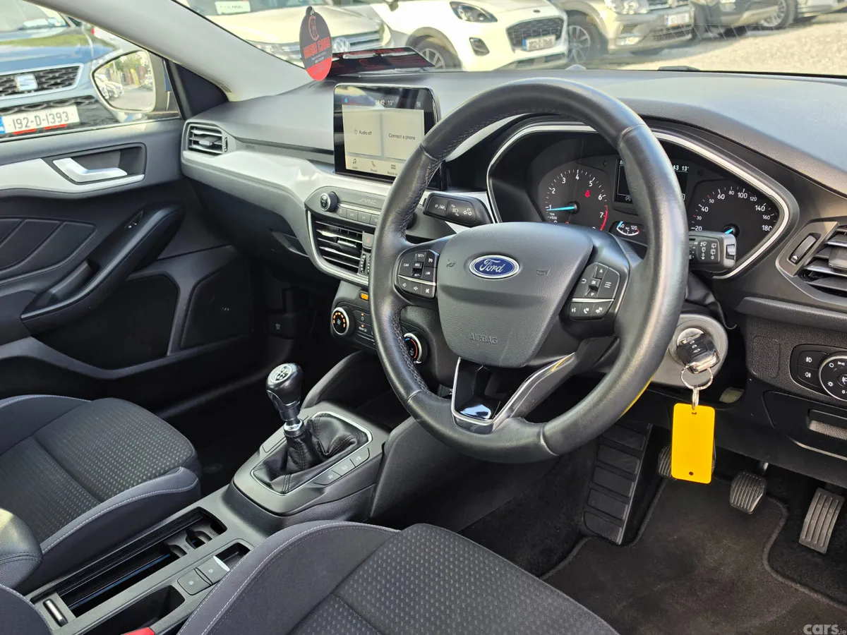Ford Focus Estate, Petrol, 2019, Blue