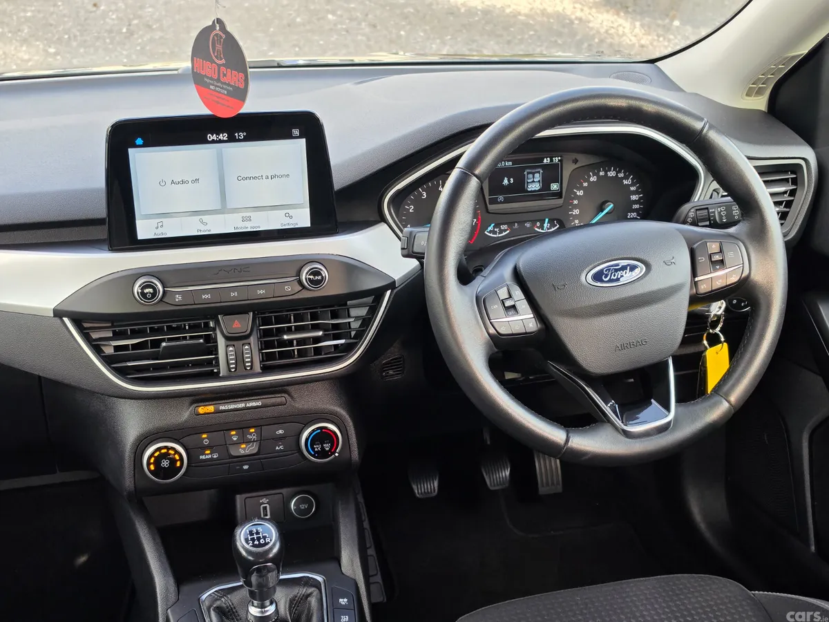 Ford Focus Estate, Petrol, 2019, Blue