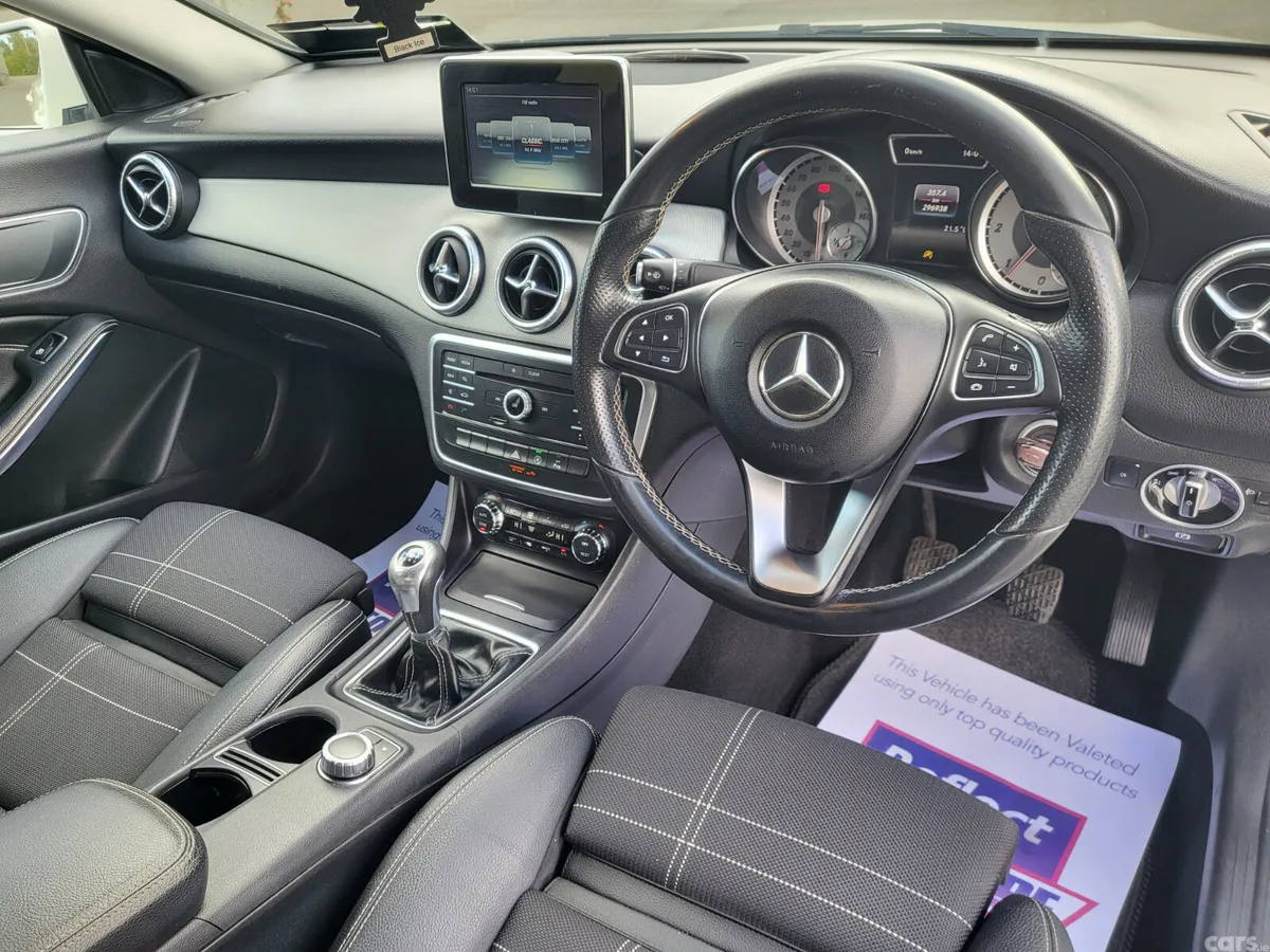 Mercedes-Benz CLA Saloon, Diesel, 2015, White