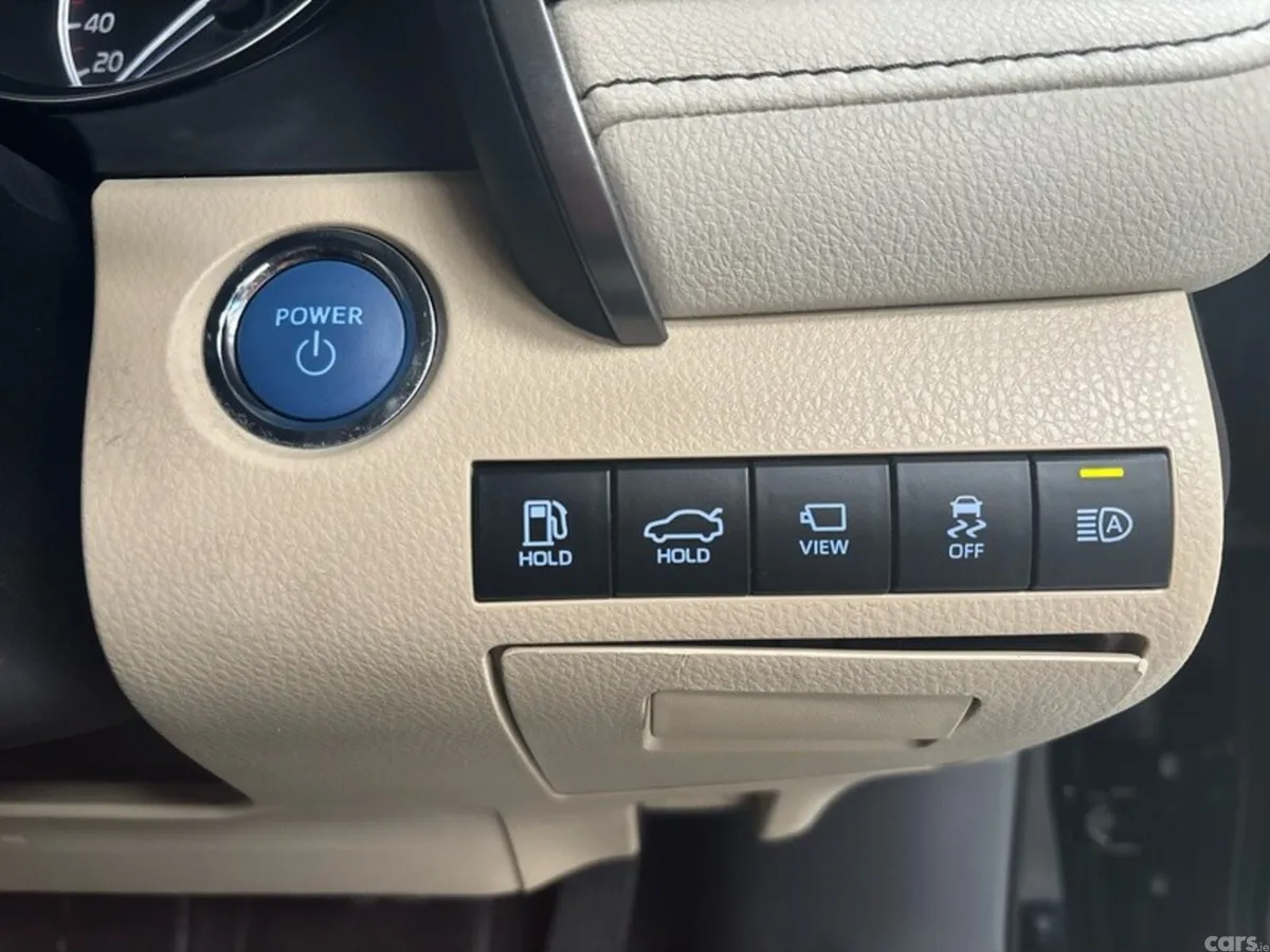 Toyota Camry Saloon, Petrol Hybrid, 2023, Black