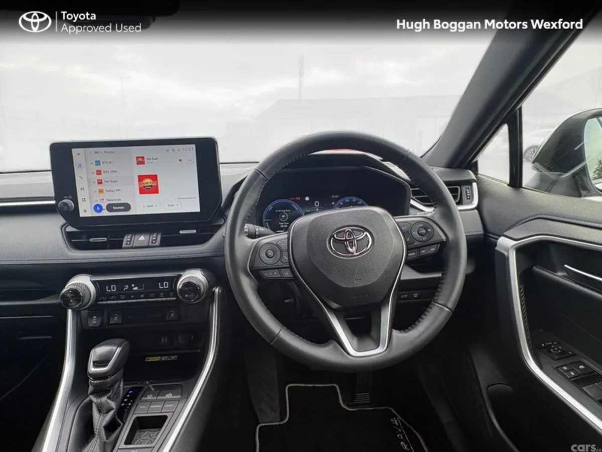 Toyota RAV4 SUV, Petrol Hybrid, 2025, White