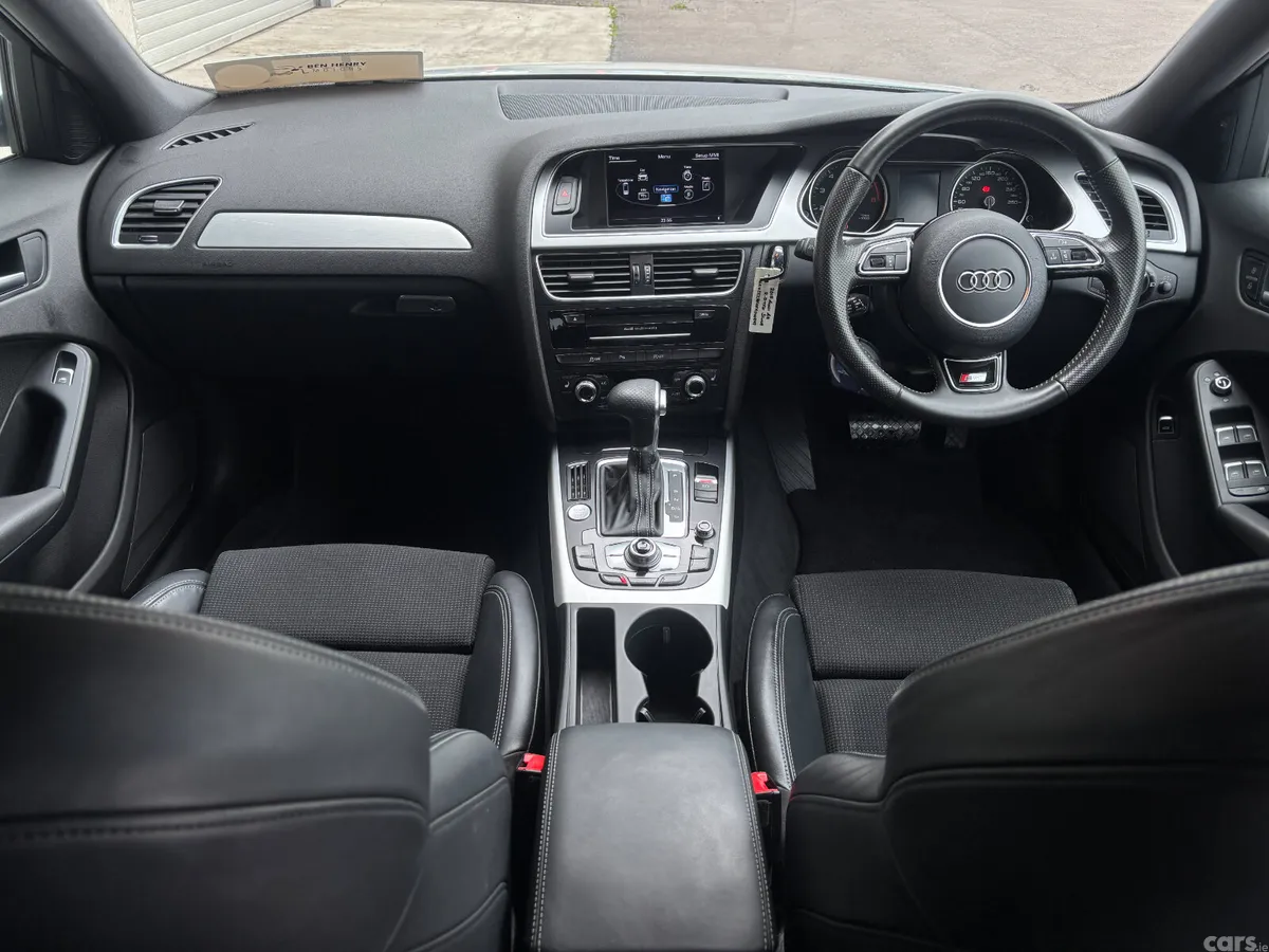 Audi A4 Estate, Petrol, 2015, White